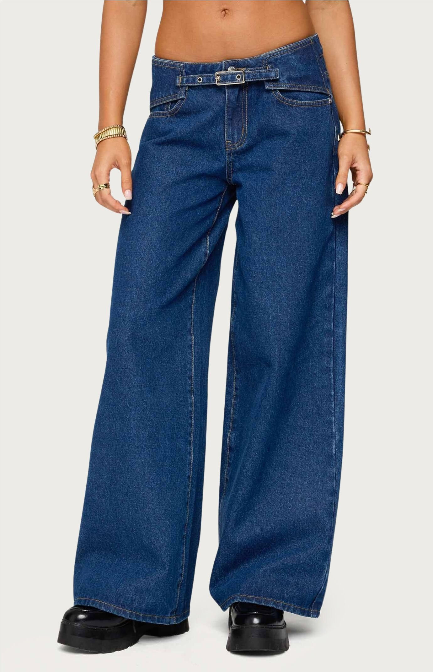 Edikted Women's Edie Belt Detail Low Rise Jeans in Blue - Size XL | PacSun