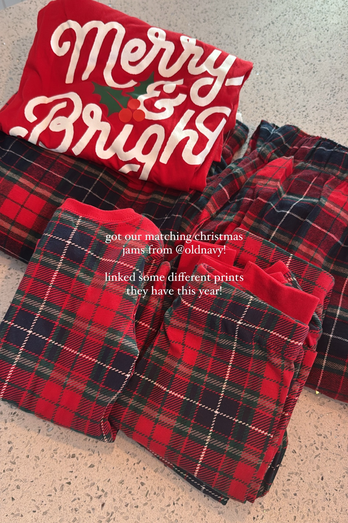 Old navy Christmas pjs!🎄🎅🏼