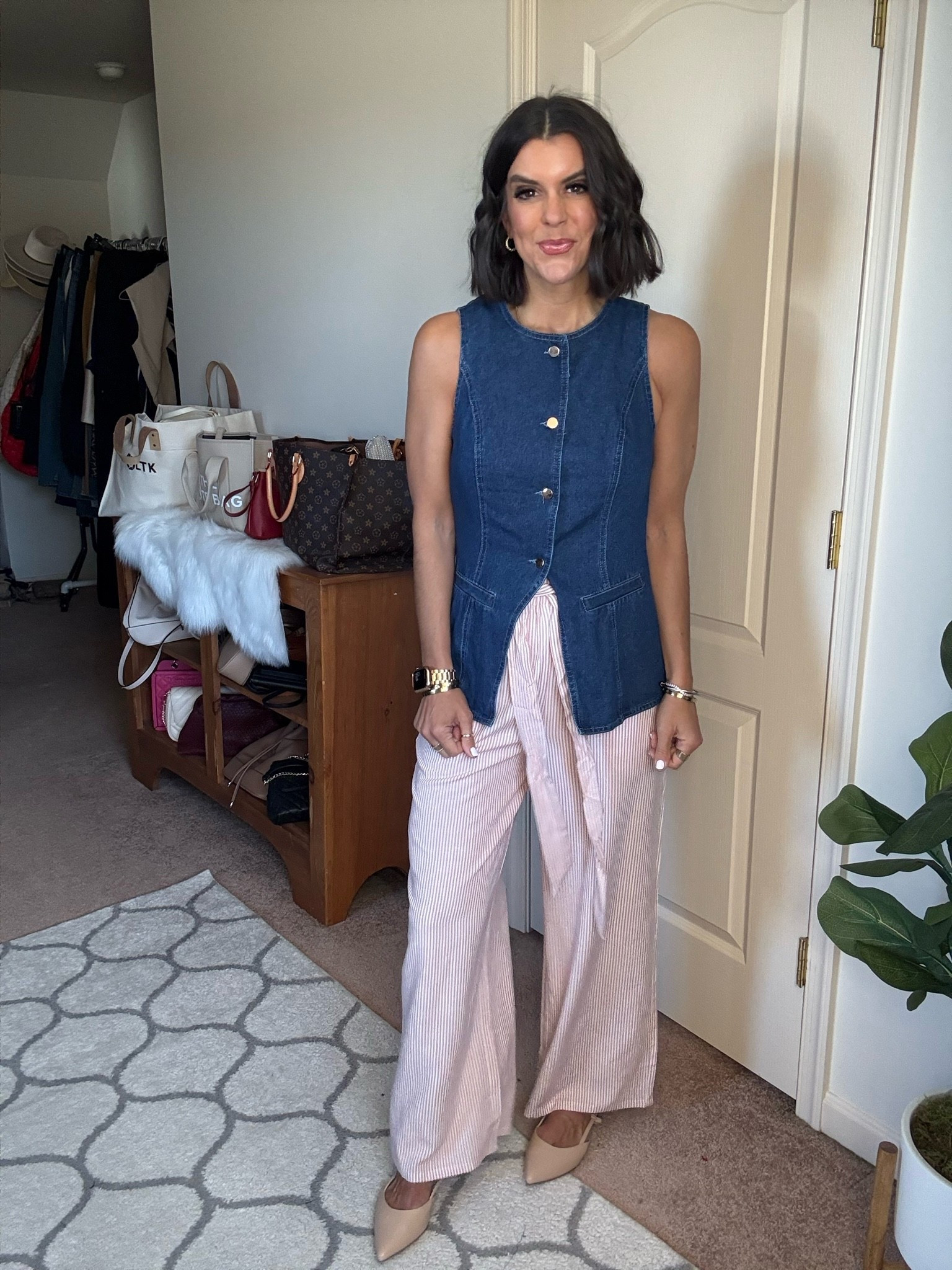 I’m 5’5 and in size small in both.

#LTKdayinmylife #LTKgrwm #LTKmomlife