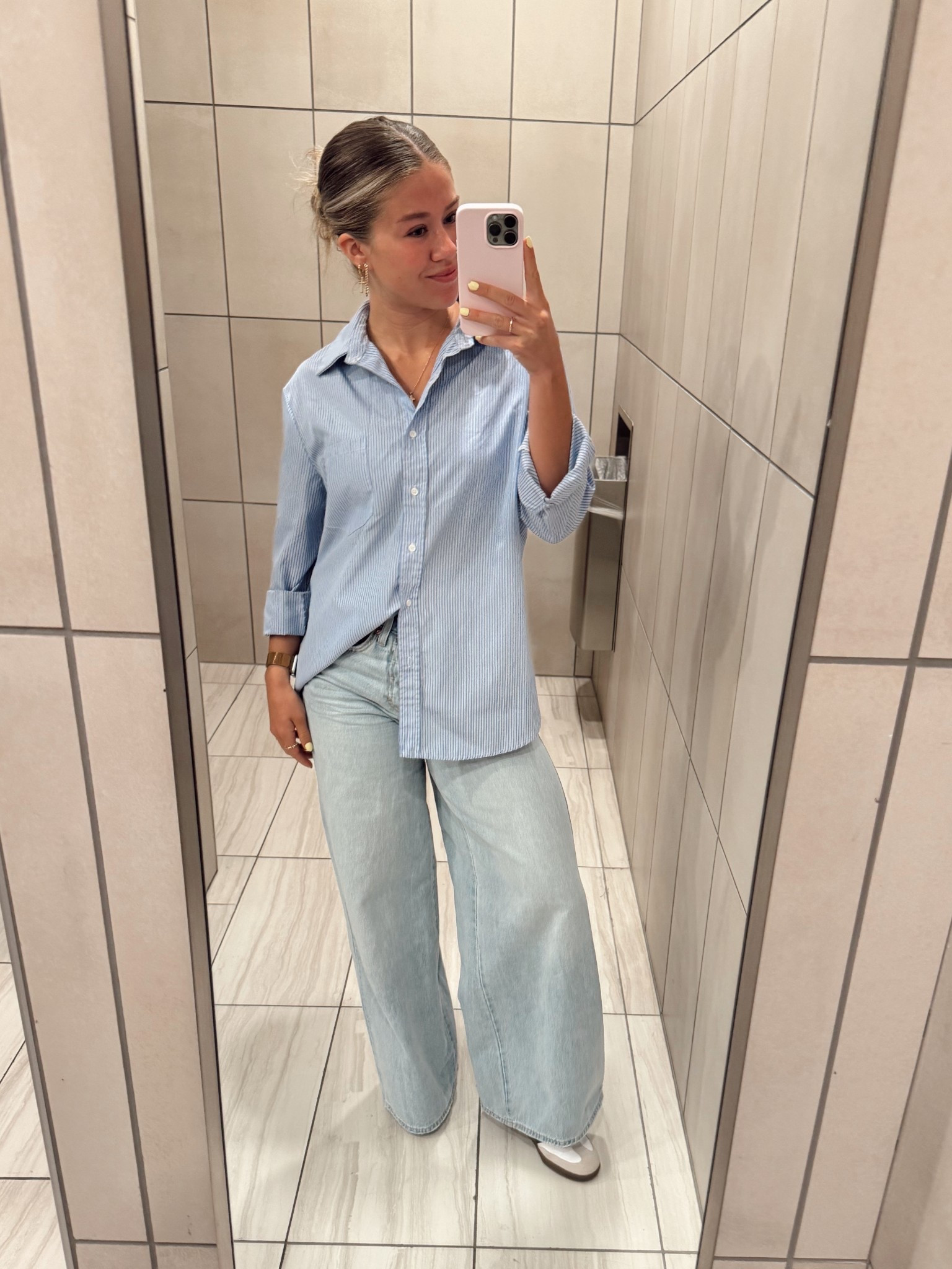 casual spring outfit | office outfit inspo | striped button down


#LTKWorkwear #LTKStyleTip #LTKShoeCrush