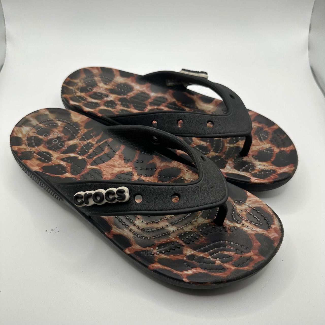 Crocs Women's Flip flops - Black/Brown - US 6 | Depop US