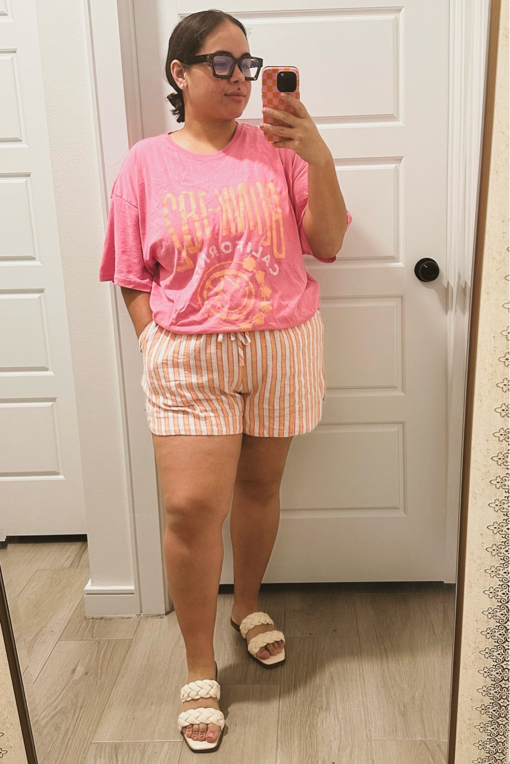 Pair a graphic tee with linen shorts this summer! Obsessed with bright colors for the summer time. 

Affordable finds, Walmart, Target, Amazon, Affordable Summer Clothes, Linen Shorts, Matching Set


#LTKmidsize #LTKFestival #LTKstyletip