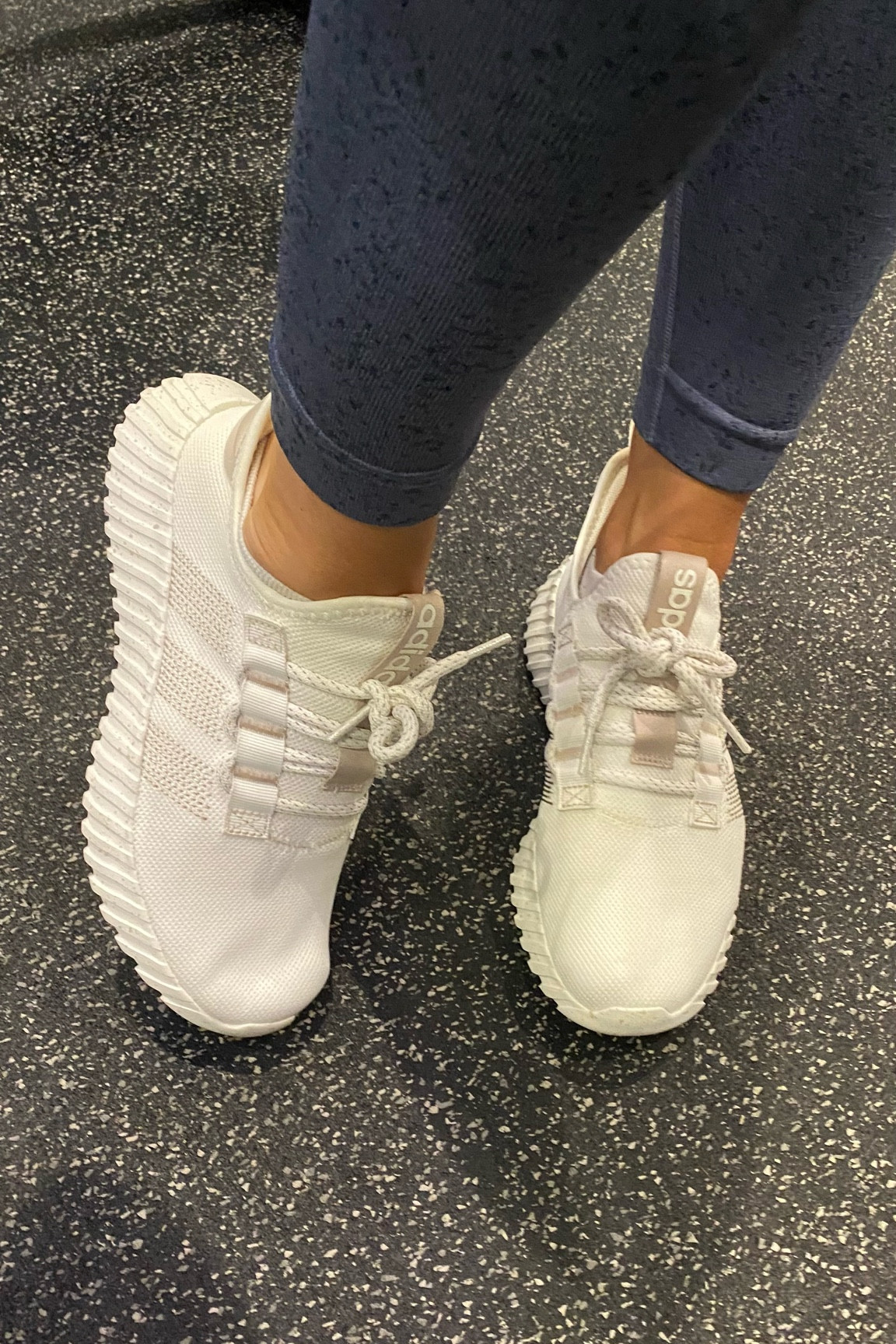 Adidas shop kaptir womens