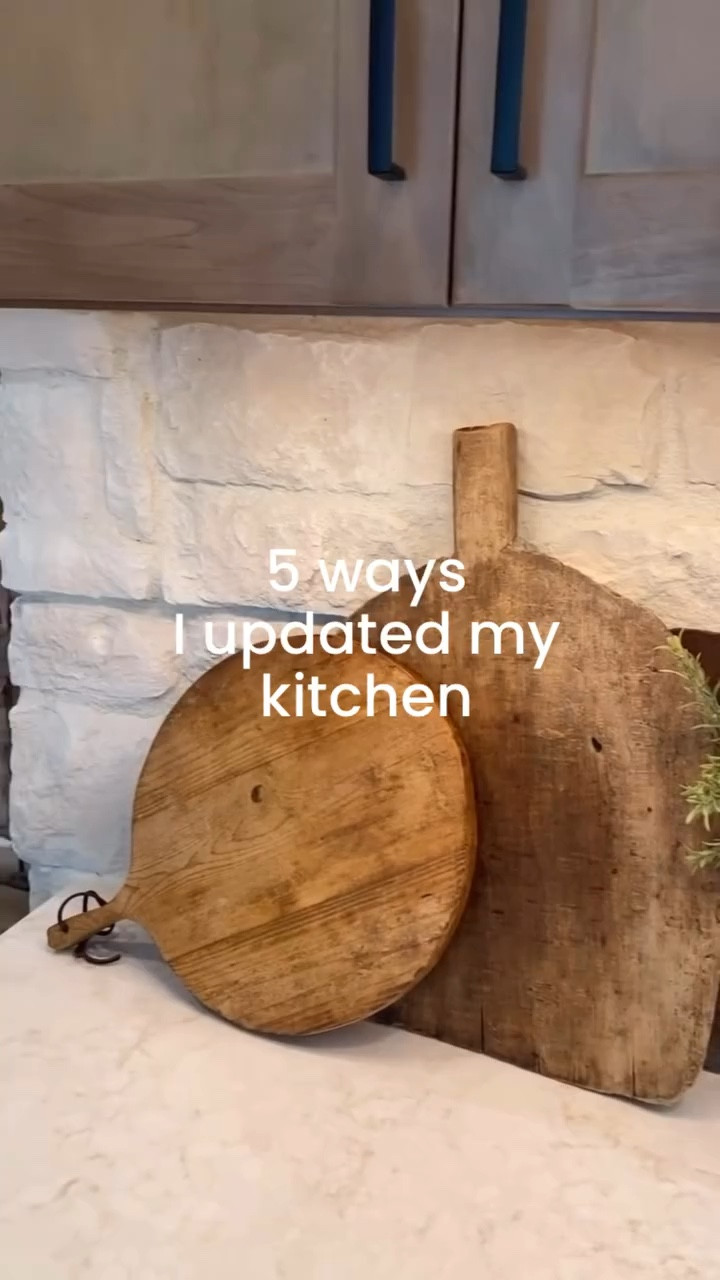 Love the quality and craftsmanship of the Pottery Barn Fenton leather stools. The pendants create such a wow moment in the kitchen and the vintage cutting boards and vessel add an element of character and depth next to the warmth and texture of stone wall.  The CB2 alabaster bowl was a perfect addition to niche wall and I love how the backlight makes it glow. 

#kitchenreno -#kitchenfinishes #kitchengoals #kitchengoals💯 #howwedwell #howwelive #designershome #interiorfinishes #starlacampbellhome

#LTKHome