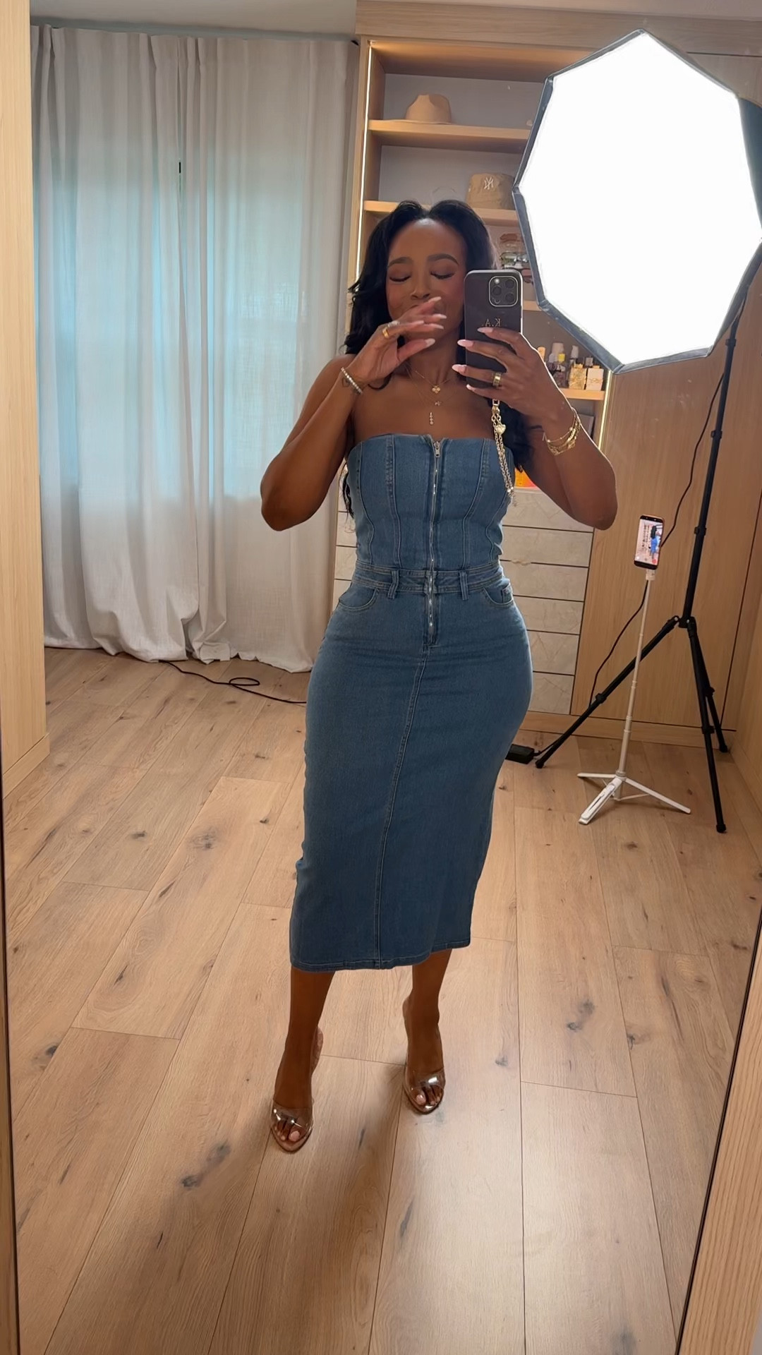 Scroll to shop this chic Mother’s Day look 💙

This denim midi dress is flattering, structured, and perfect for brunch, celebrating, or a polished daytime moment.

📏 Measurements: 5’4”, 140 lbs, 34D bust, 27” waist, 40” hips

Follow me on Instagram and YouTube @kirasfashionfinds
