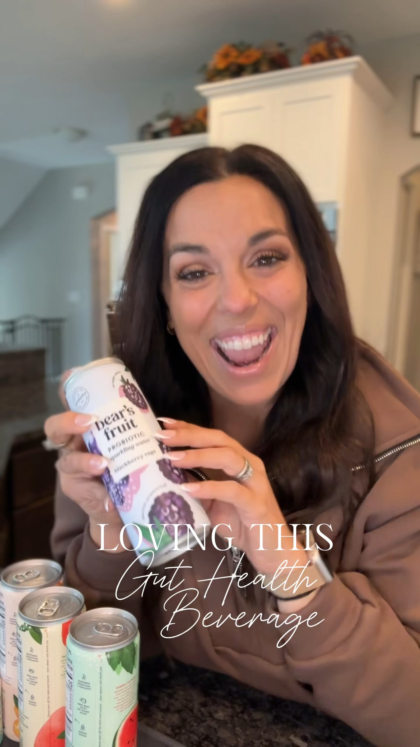 If you are looking for a good sparkling beverage that your gut will love you have to check out this brand💕  Their flavor choices are so interesting and unique, which my personal taste buds loved🫶🏼