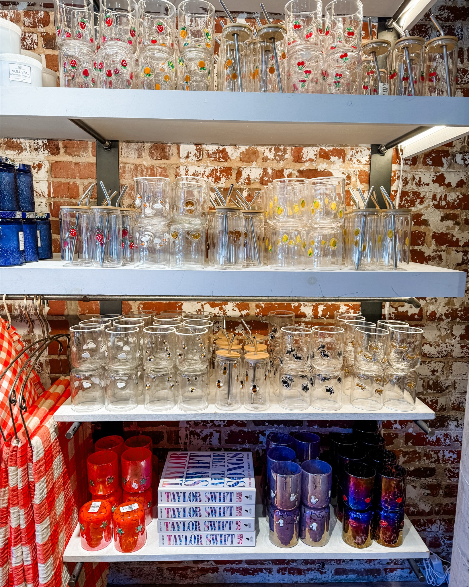 Popped into @Anthropologie today, not much time to browse or actually try anything on, but here’s what caught my eye

#LTKmomlife #LTKdayinmylife #LTKHome