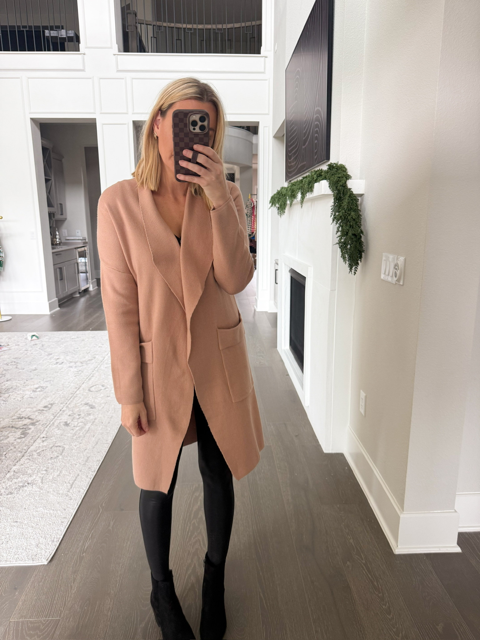 The best cardigan! I have this one in different colors- under $45! Wearing a s 

#LTKootd #LTKFindsUnder50 #LTKSeasonal