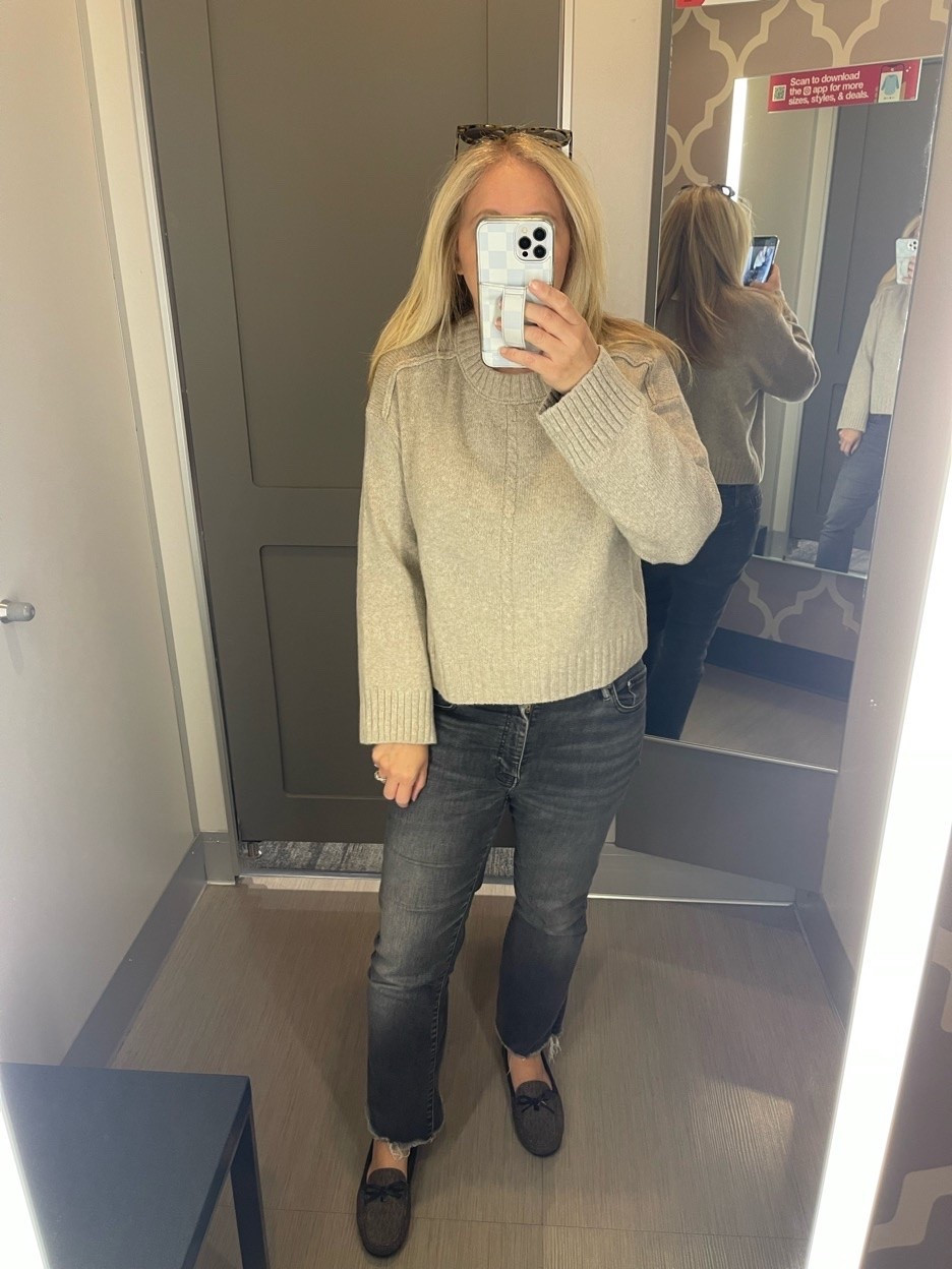 My sweater is 30% off today at Target



Fall outfits
Fall looks

#LTKWorkwear #LTKSaleAlert #LTKPetite