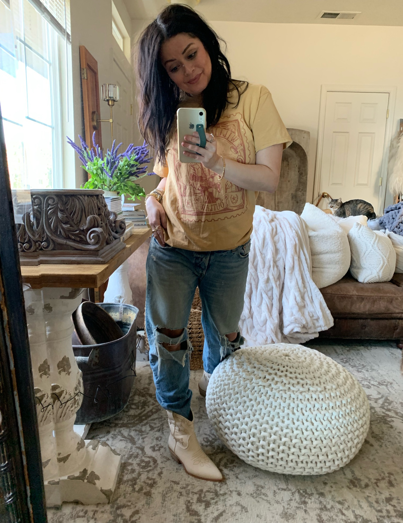 #LTKfinds #LTKshoecrush #LTKstyle #LTKhome #LTKvintage more on countrychichomes.com

#LTKGiftGuide #LTKU #LTKeurope