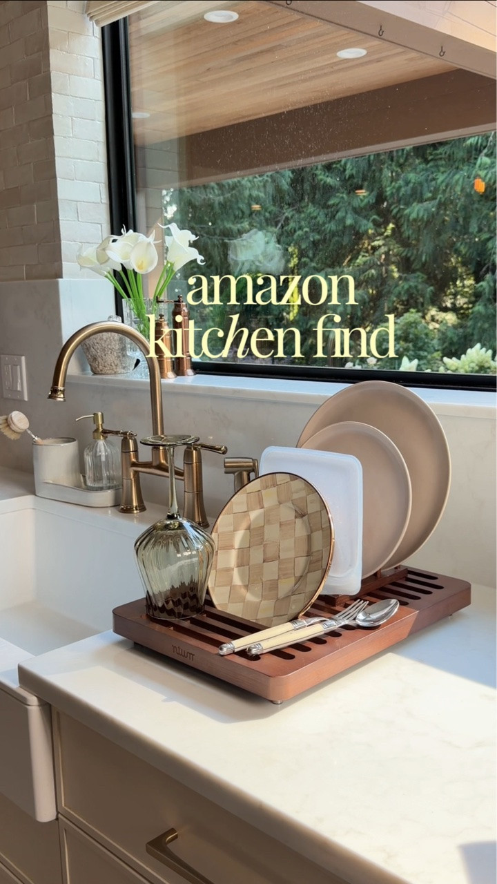 No more soggy drying mats or water sitting all over the counter 🙌 Comment 𝐌𝐀𝐓 to shop

This stone drying mat actually absorbs the water and dries SO fast, plus the bamboo rack makes it more functional and way prettier sitting out by the sink.

#amazonhome #kitchenfinds #amazonfinds

#LTKSaleAlert #LTKHome