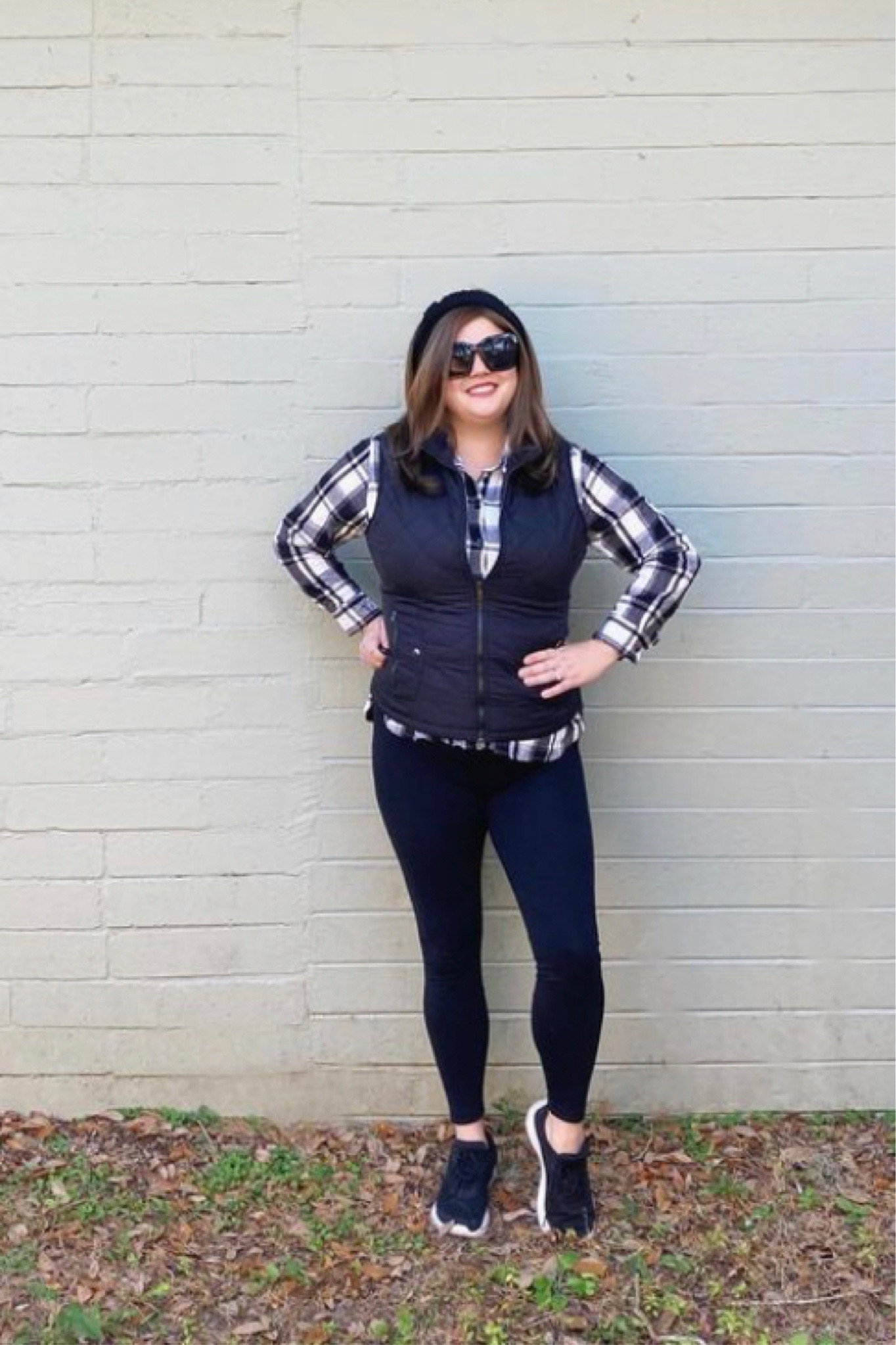 Flannel Friday

This is one of my favorite affordable flannels and one that goes with so many things too!! This flannel I ordered in a size (L) and the vest in a size (XL). The leggings are a size (L) and the shoes are a size (8) 

#LTKfindsunder100 #LTKmidsize #LTKfindsunder50