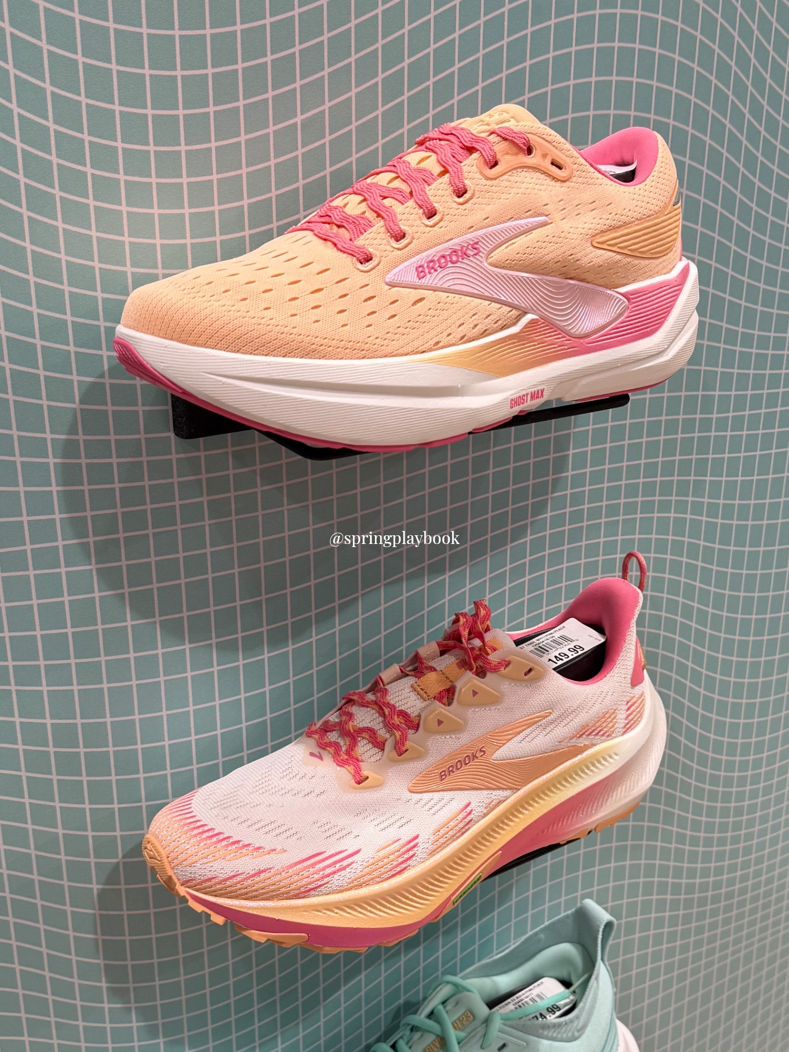 Spotted some Brooks for Springs!

#createdcolorful #createdcolorfulspring #hocspring #tcispring #tcilightspring ##lightspring #warmspring #truespring #brightspring #clearspring #paintboxspring #bluespring

#LTKfitnessgoals #LTKActive #LTKTravel