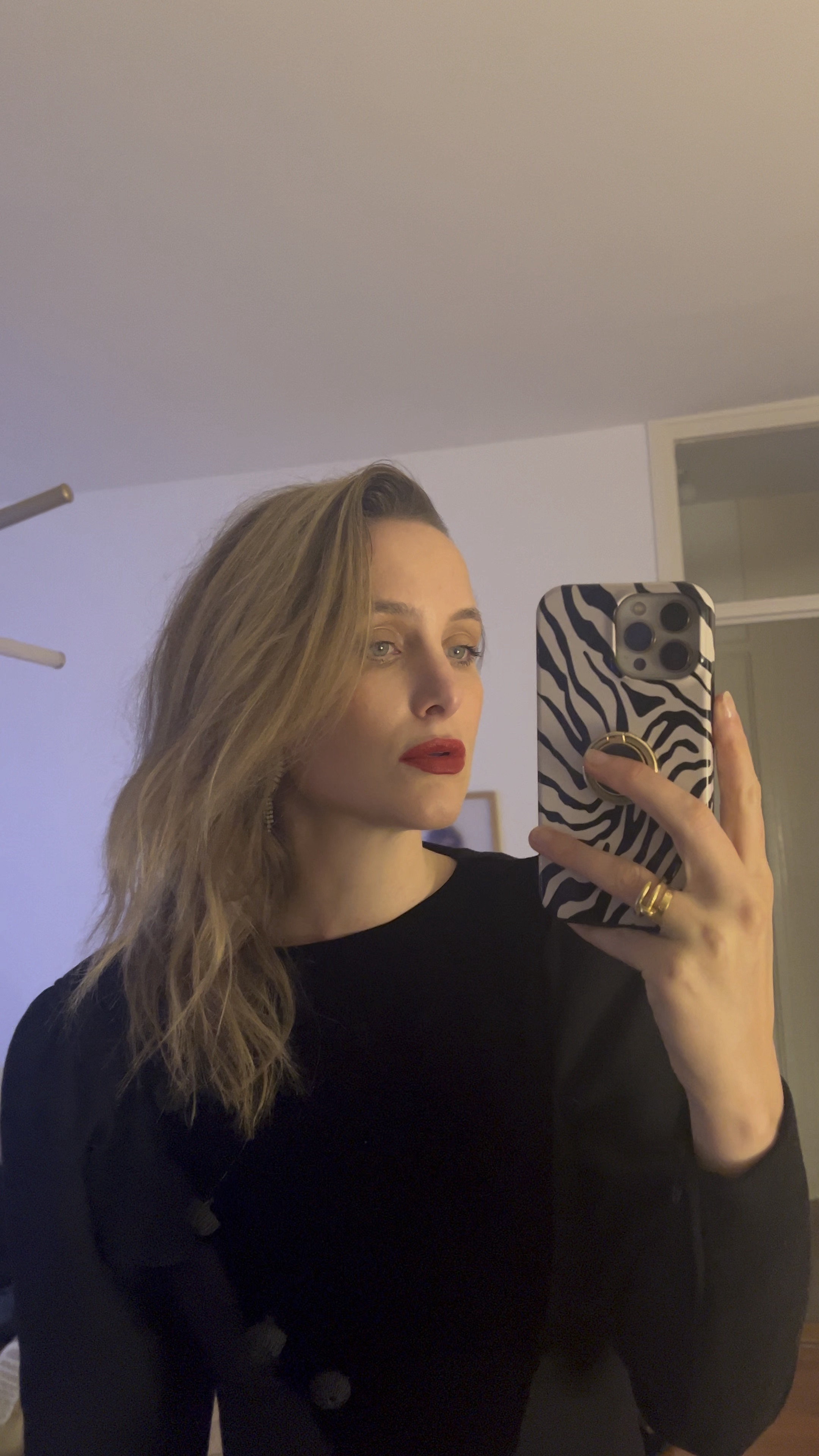 Going for full-on 90s glam for Christmas Eve! 💋🎄 

#LTKHoliday #LTKSeasonal #LTKbeauty