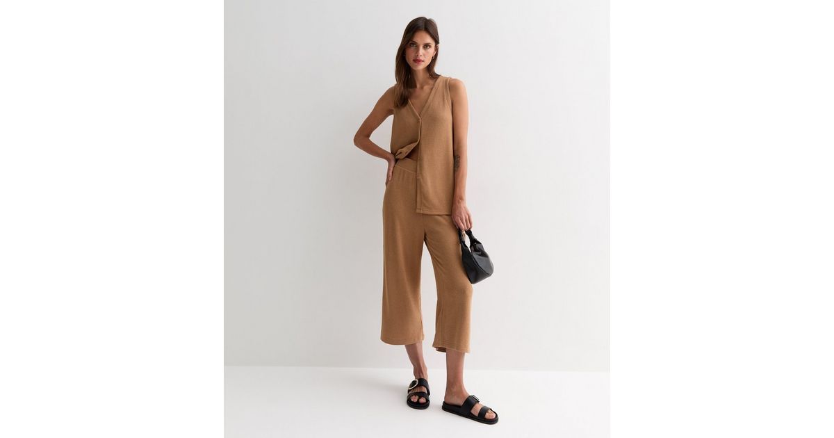 Tan Textured Fine Knit Crop Trousers | New Look | New Look (UK)
