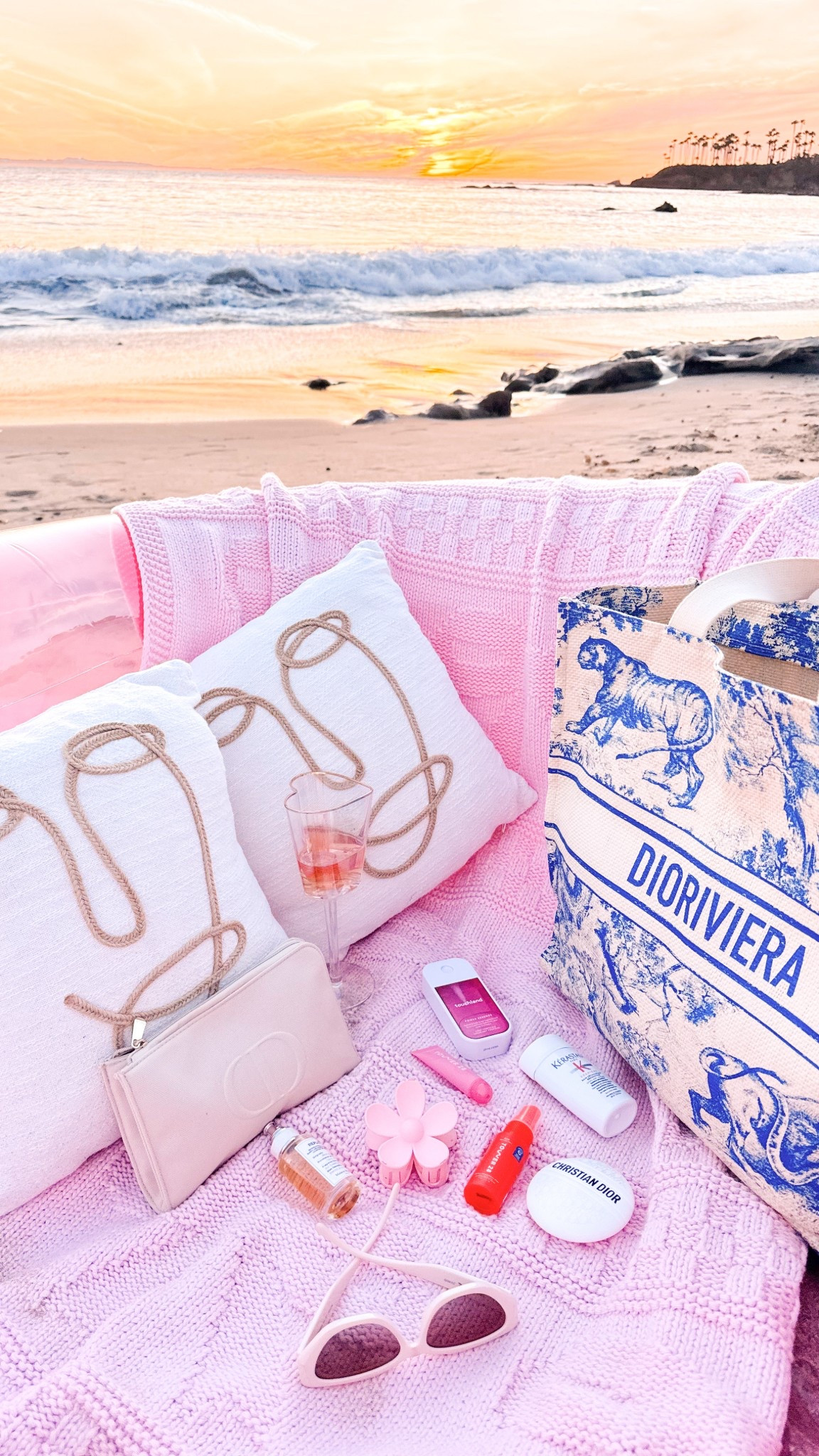 sunset beach day 🩷

#LTKSwim #LTKSeasonal