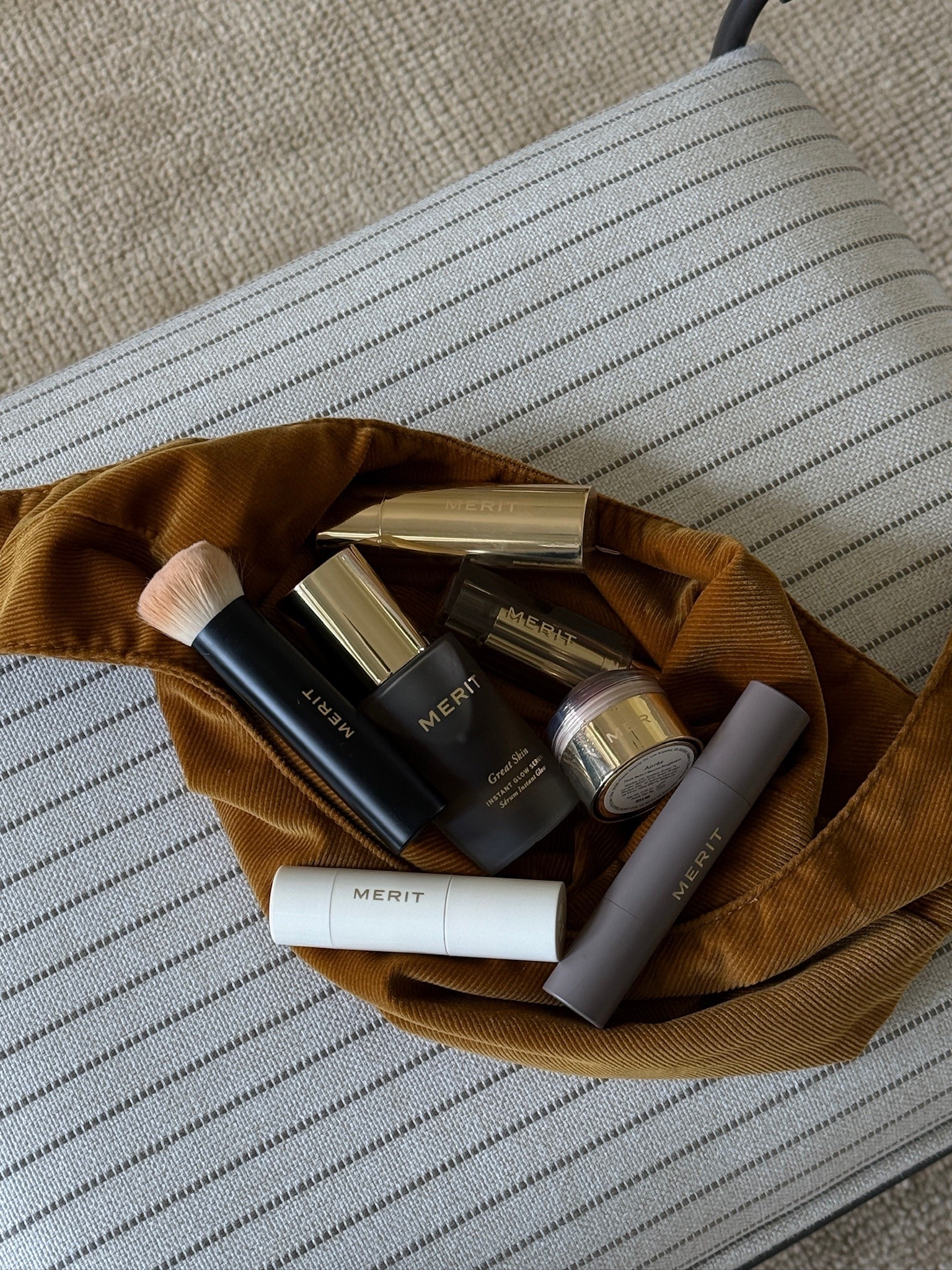 Obsessed with Merit!

makeup, beauty finds, summer beauty, summer makeup routine, summer beauty essentials

#LTKBeauty