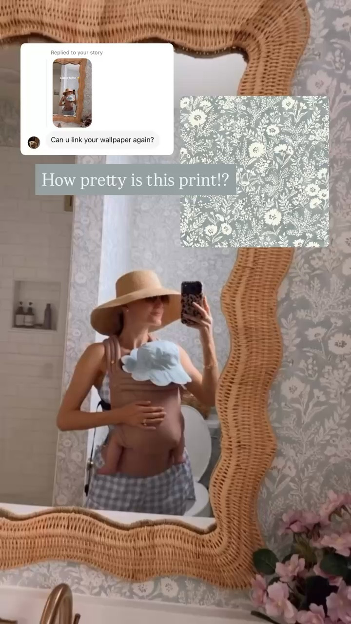 Obsessed with this wallpaper in the beach house! Love the print & color!

Loverly Grey, beach house, home inspo, wallpaper 

#LTKHome