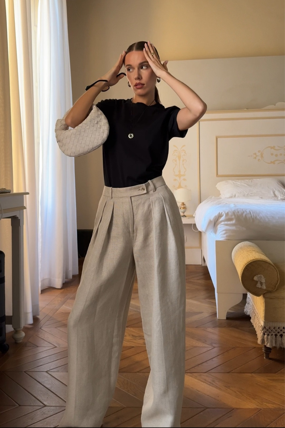 Linen pants 

#LTKSeasonal #LTKStyleTip