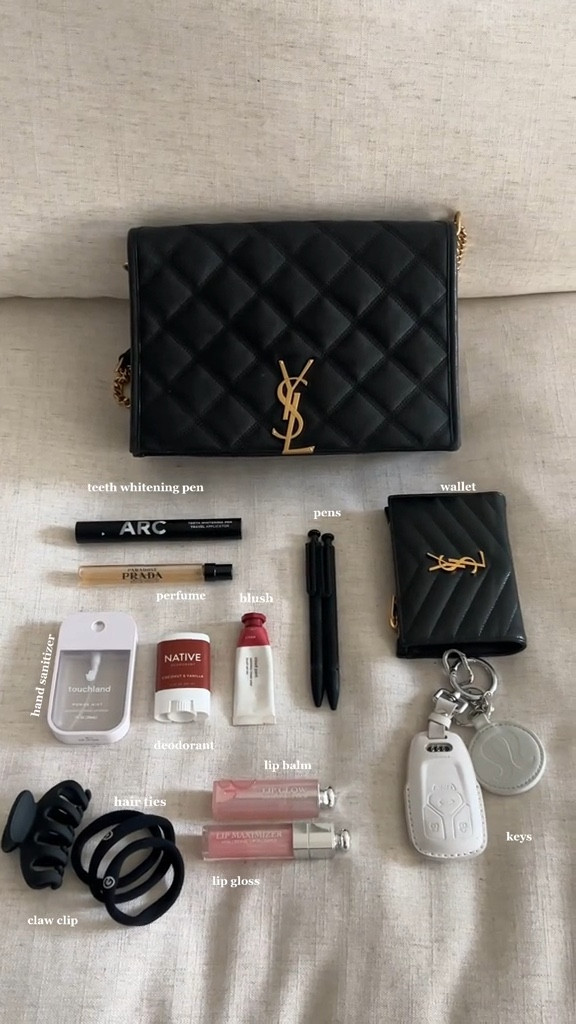 purse essentials 🤍 

#LTKVideo #LTKbeauty #LTKstyletip