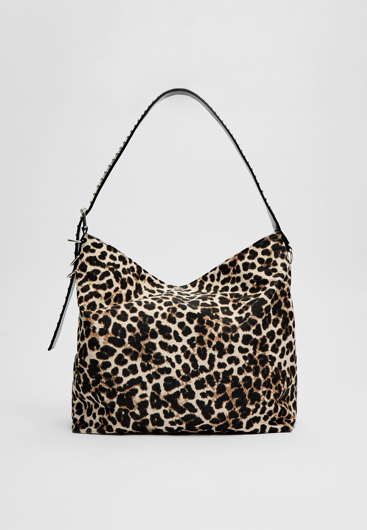 Leopard print bucket bag£29.99ADD TO CART | Stradivarius (UK)