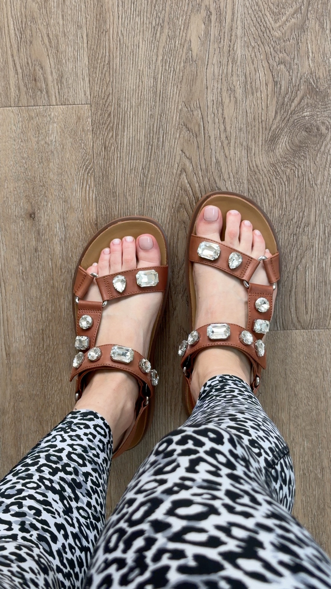 New favourite sandals from Fitflop get 25% off these and selected styles using code SUNNYDAYS (ends 23:59 4/5/26)

#LTKsummer