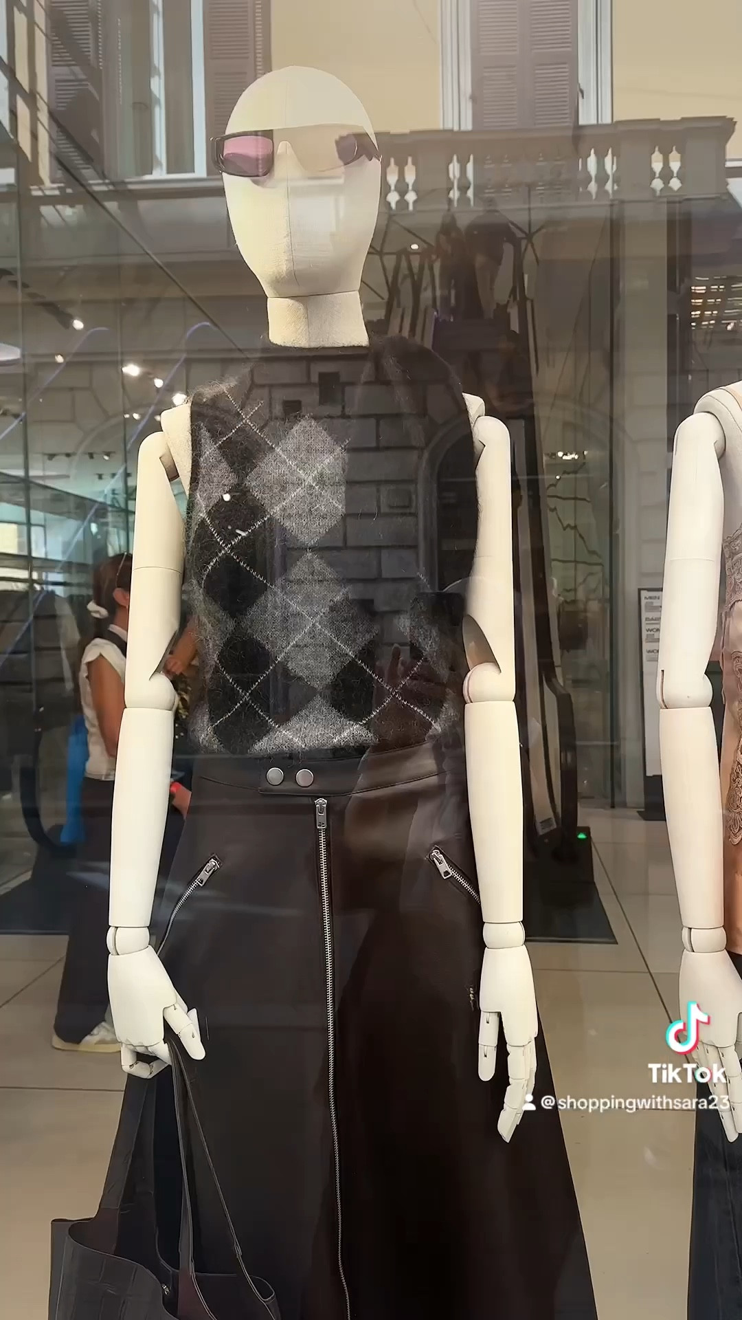 Skirts ideas great for winter 

#LTKworkwear #LTKwinter #LTKdatenight