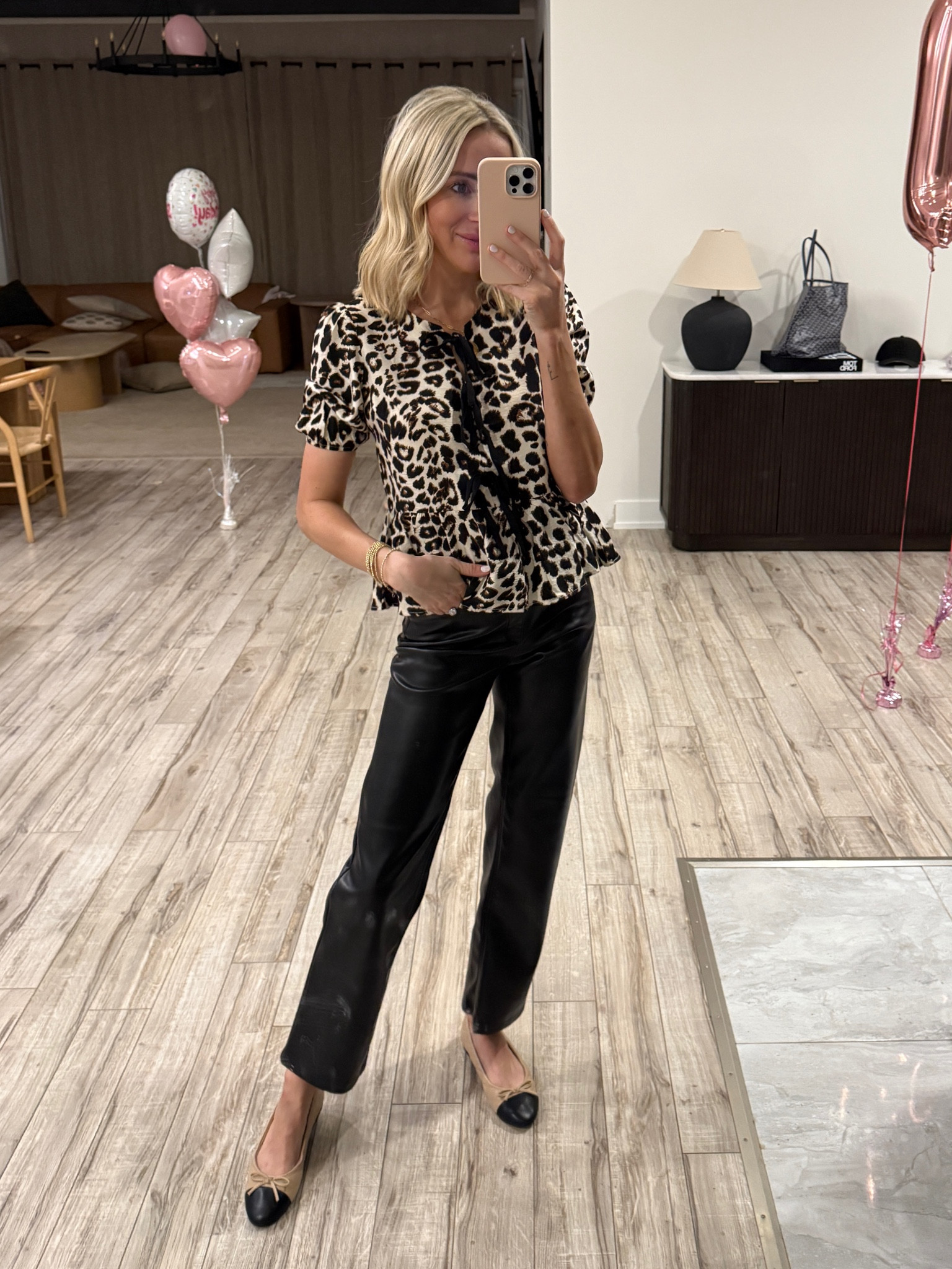 Linked what I could and similar! 

#LTKStyleTip #LTKFindsUnder50 #LTKFindsUnder100