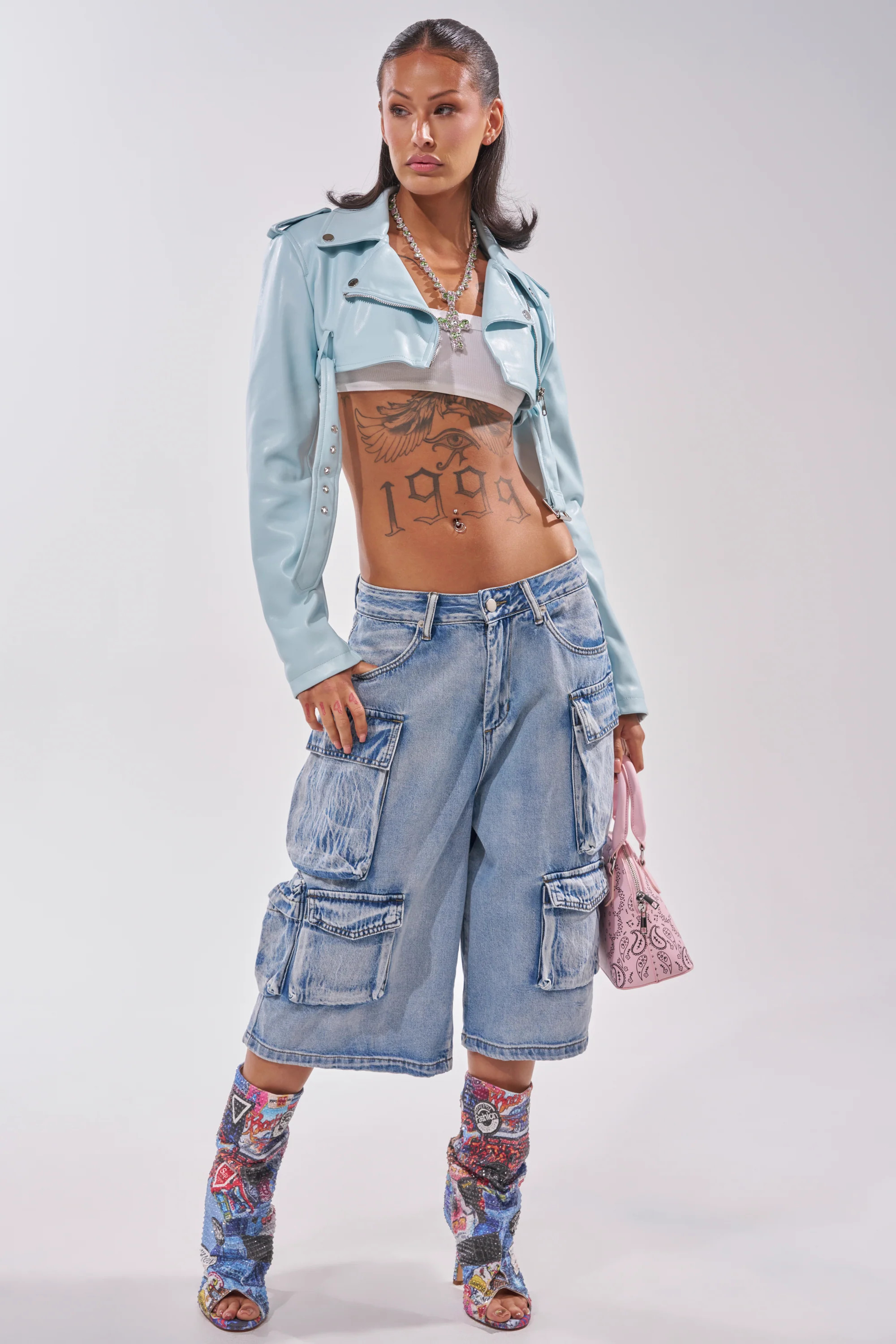 TOO MUCH FUN CARGO BERMUDA SHORT | AKIRA
