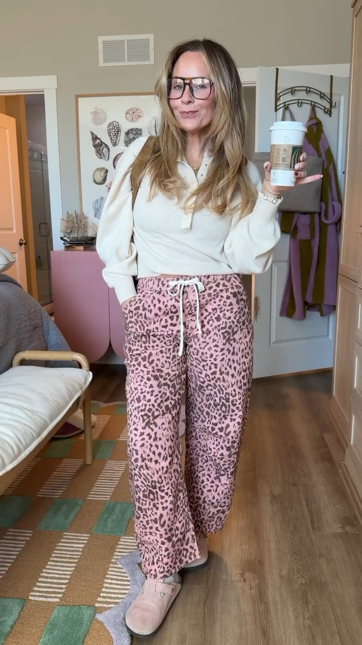 Cozy but make it cute 🤍🐆

This is my current everyday uniform — soft neutral sweatshirt + the comfiest leopard lounge pants that somehow still feel put together. Perfect for slow mornings, school drop-off, or working from home with coffee in hand ☕️

The pants are lightweight, super flattering, and have the best relaxed fit (true to size). Paired with my go-to slippers for that elevated lounge vibe.

Linking everything here — you’ll live in this set. 🫶🏻