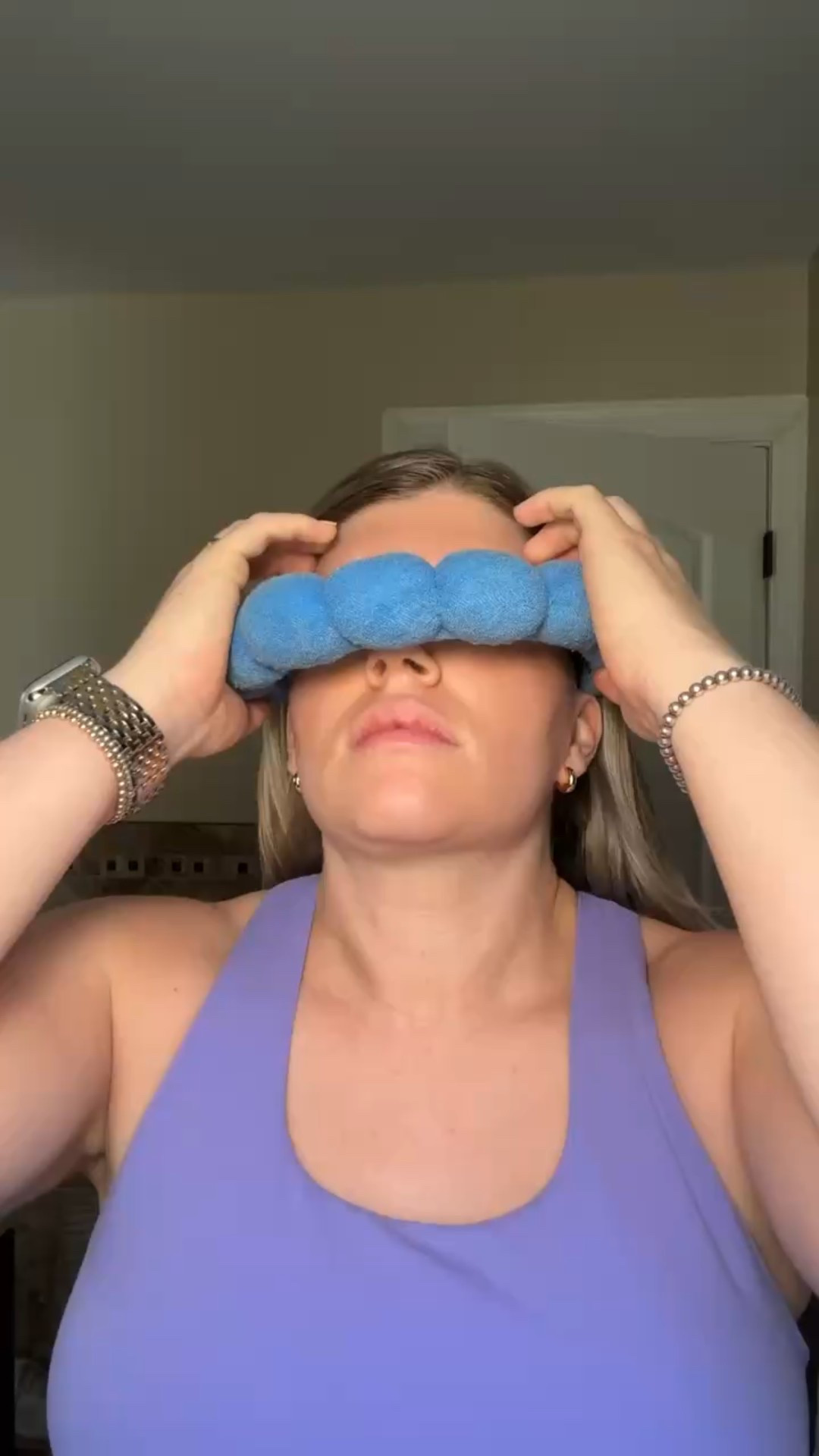 My simple AM skincare routine using my favorite clean products! ✨