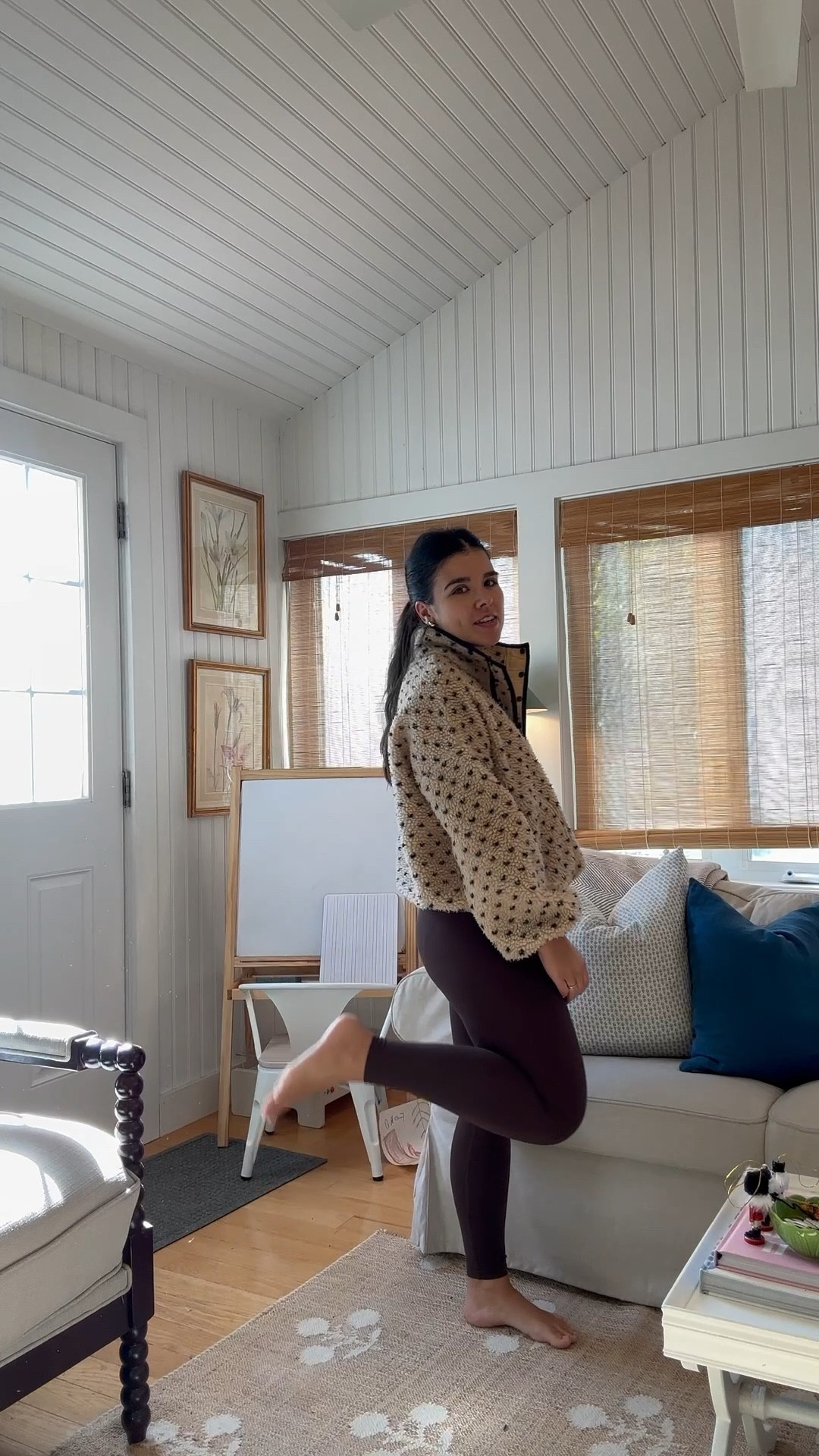 Leggings and a fleece. 

#LTKStyleTip #LTKFindsUnder50 #LTKFindsUnder100