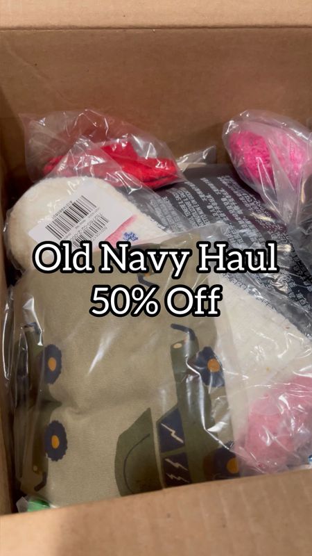 Old Navy Haul 50% off everything 



Kids clothes on sale, matching set, comfy sweats, womens tunics 

#LTKsalealert #LTKkids #LTKCyberWeek