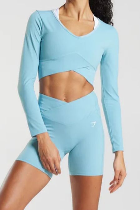 tiffany blue two piece, activewear, two piece workout set

#LTKfitness #LTKsalealert #LTKfindsunder50