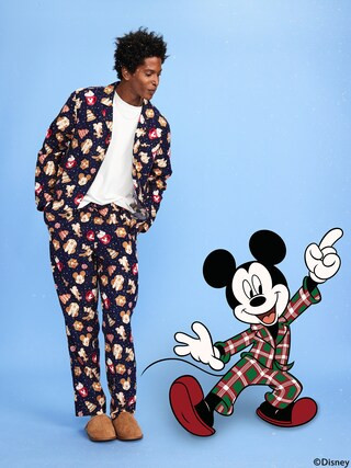 Old Navy x Disney Mickey Mouse & Friends Printed Flannel Pajama Set for Men | Old Navy (CA)