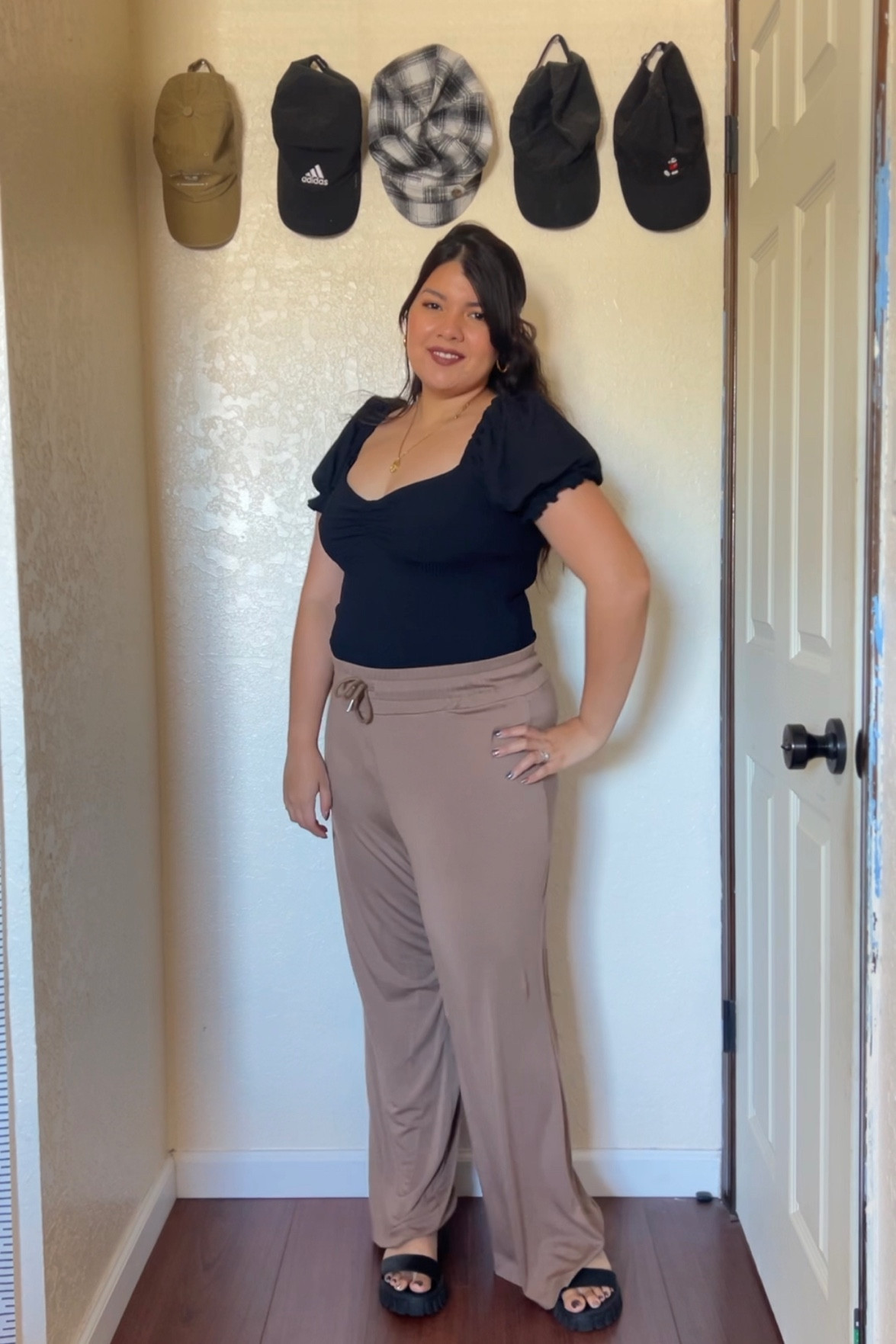I really wish that I could get these pants in so many colors! They are very very very comfortable, and I took my chance on them as they didn’t have any reviews on SHEIN! I highly recommend everybody get them! The drawstring makes it so easy to fit all sizes come even though I’m planning on losing weight. I know this is gonna fit me for a while.

#LTKSeasonal #LTKcurves #LTKunder50