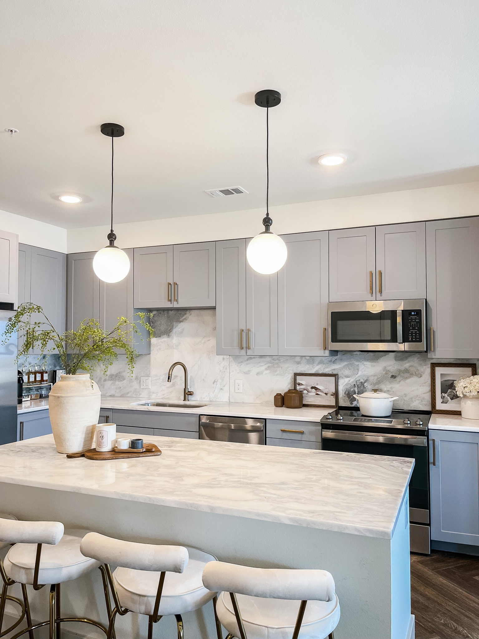 Spring decor | spring kitchen decor | spring decor 2023 | spring kitchen decor 2023 | apartment spring decor

#LTKhome