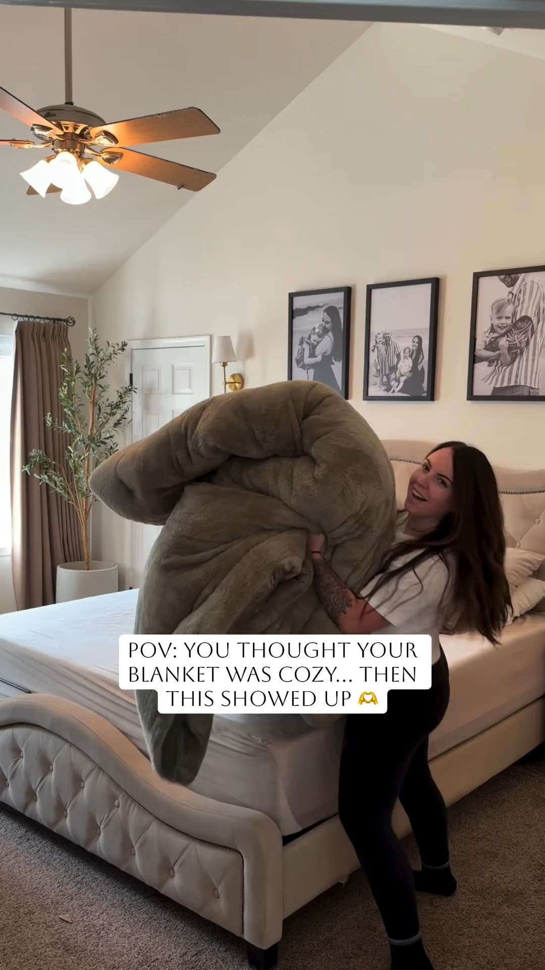 Sharing this before I gatekeep 👀

🔗 comment NEED so I can send you the link — trust me, you’ll thank me later 🫶 (didn’t get the link? Click link in bio) 

Better yet — Tag your blanket thief 👇😂 

*tap this link if you didn’t get it directly sent to you ! 👉🏻 https://liketk.it/5plVy

Make sure to follow along for more home finds ! 🤎

#BedroomGoals #LTKhome #LTKfinds #FallBedroom #MinimalHome #AestheticHome #BedAesthetic #OversizedComforter #CozyWithoutTheCost
#LTKluxury #CozyBedroomVibes #ElevatedLiving #FallHomeRefresh #BoujeeOnABudget #NeutralHomeDecor

#LTKGiftGuide #LTKOver40 #LTKHome