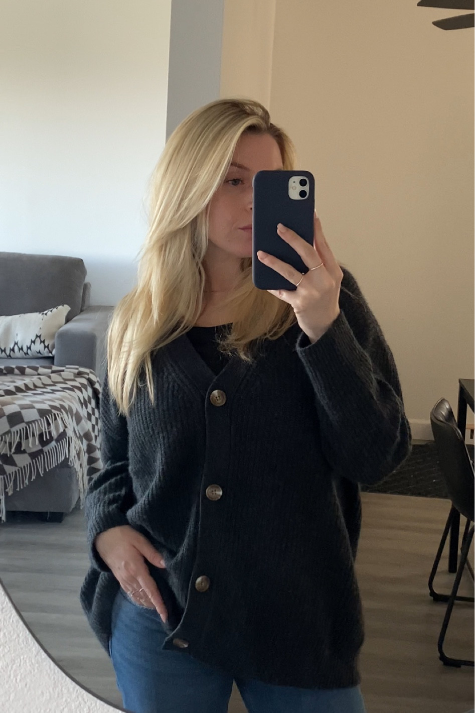 Mongolian Cashmere Oversized Boyfriend Cardigan Wearing size: XS Color: Charcoal

RUNS LARGE 

#LTKSeasonal #LTKover40 #LTKbump