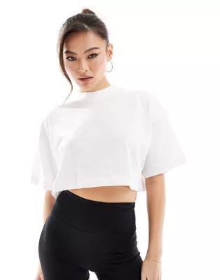 ASOS 4505 Icon boxy heavyweight cropped t-shirt with quick dry in  white | ASOS (Global)