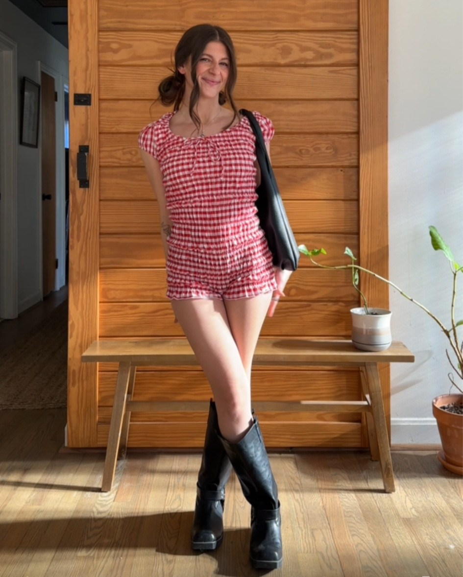 Will be living in this all summer 🤍 whole fit is #princesspolly
