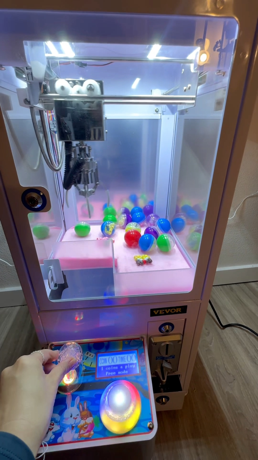 It’s the clawwww!! Literally the COOLEST gift ever. It’s an actual claw machine and we all have so much fun with itt

#LTKKids #LTKHome #LTKSpringSale