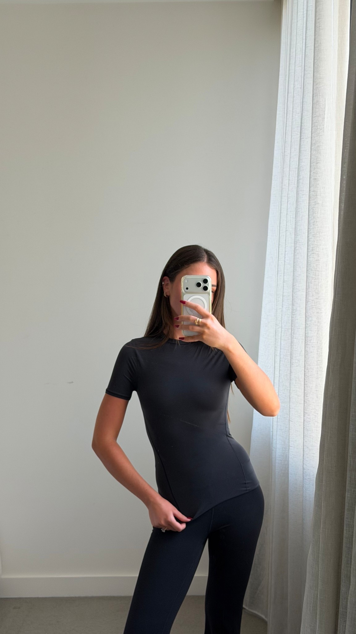 Wearing an XS in both the top and groove pants

#LTKsummer #LTKaustralia #LTKfitness