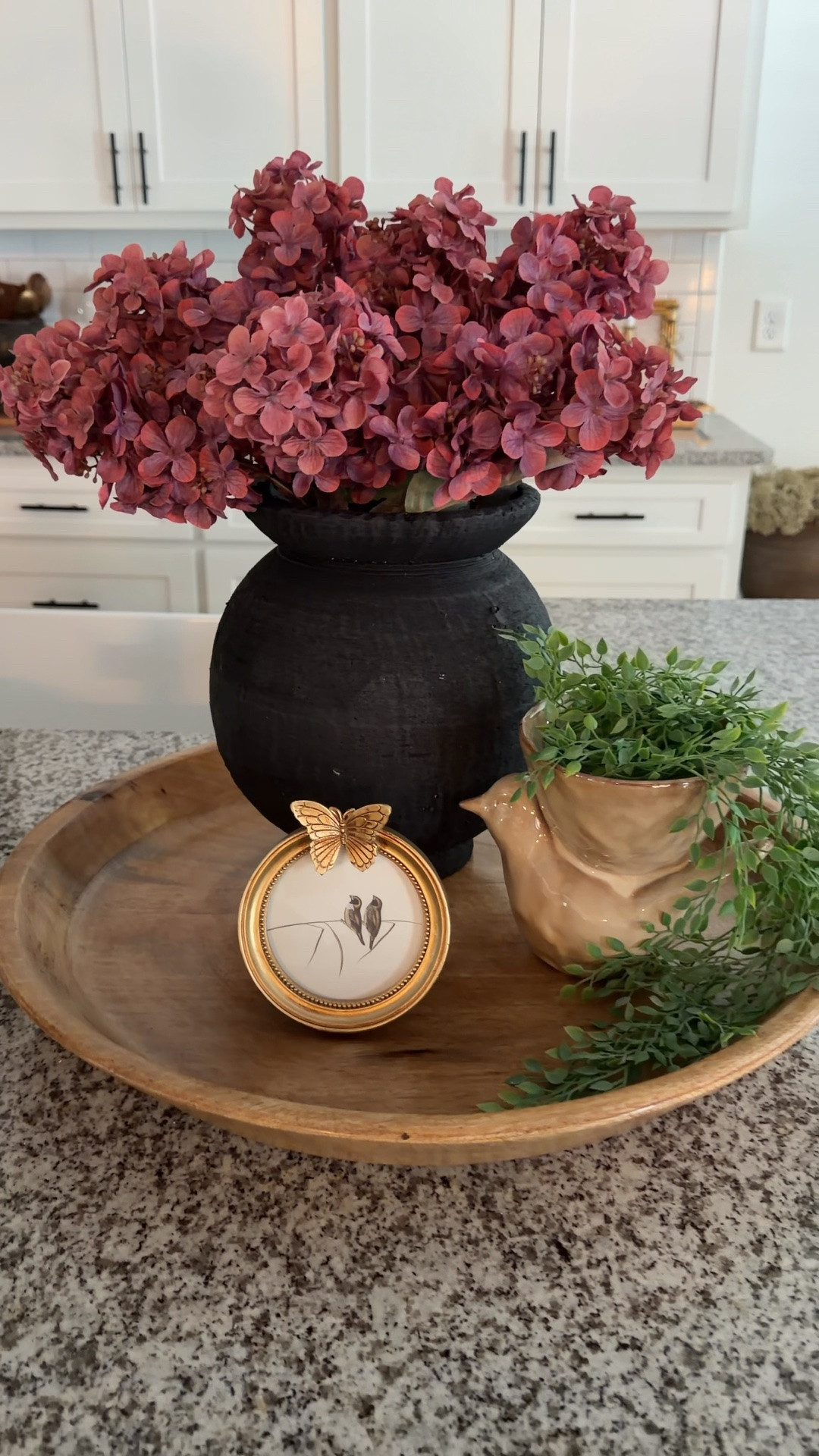 Such a pretty, moody look for Spring and Summer!

#LTKHome #LTKSaleAlert #LTKSeasonal