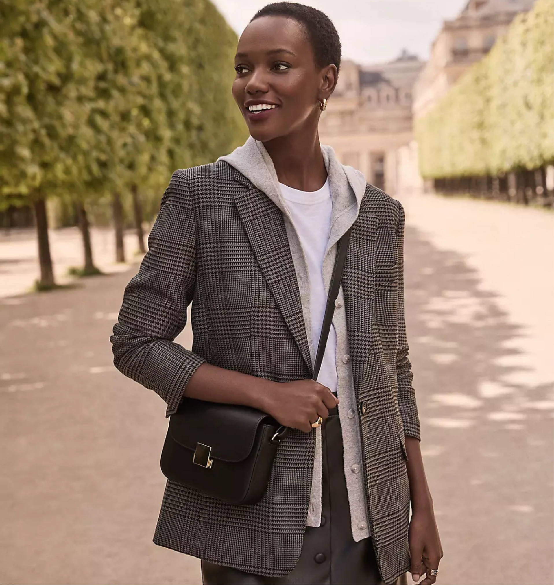 Plaid oversized blazer from Loft. 

Originally $160 - now $50!

#LTKSaleAlert #LTKStyleTip #LTKFindsUnder50