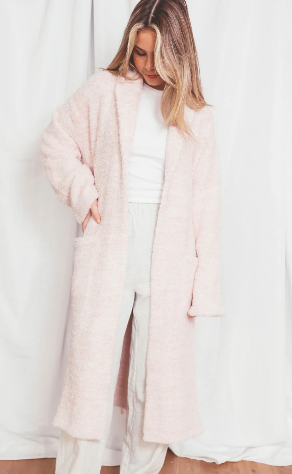 barefoot dreams: cozychic adult heathered robe - dusty rose white | RIFFRAFF