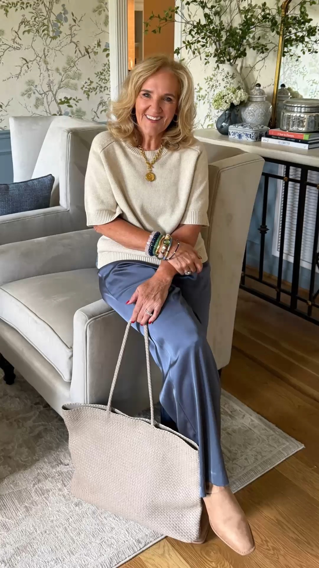 This is such an easy combination, but the silk pants give it a little something extra. I’m wearing a large in the top and a medium short in the pants.

#LTKootd #LTKPetite #LTKOver40