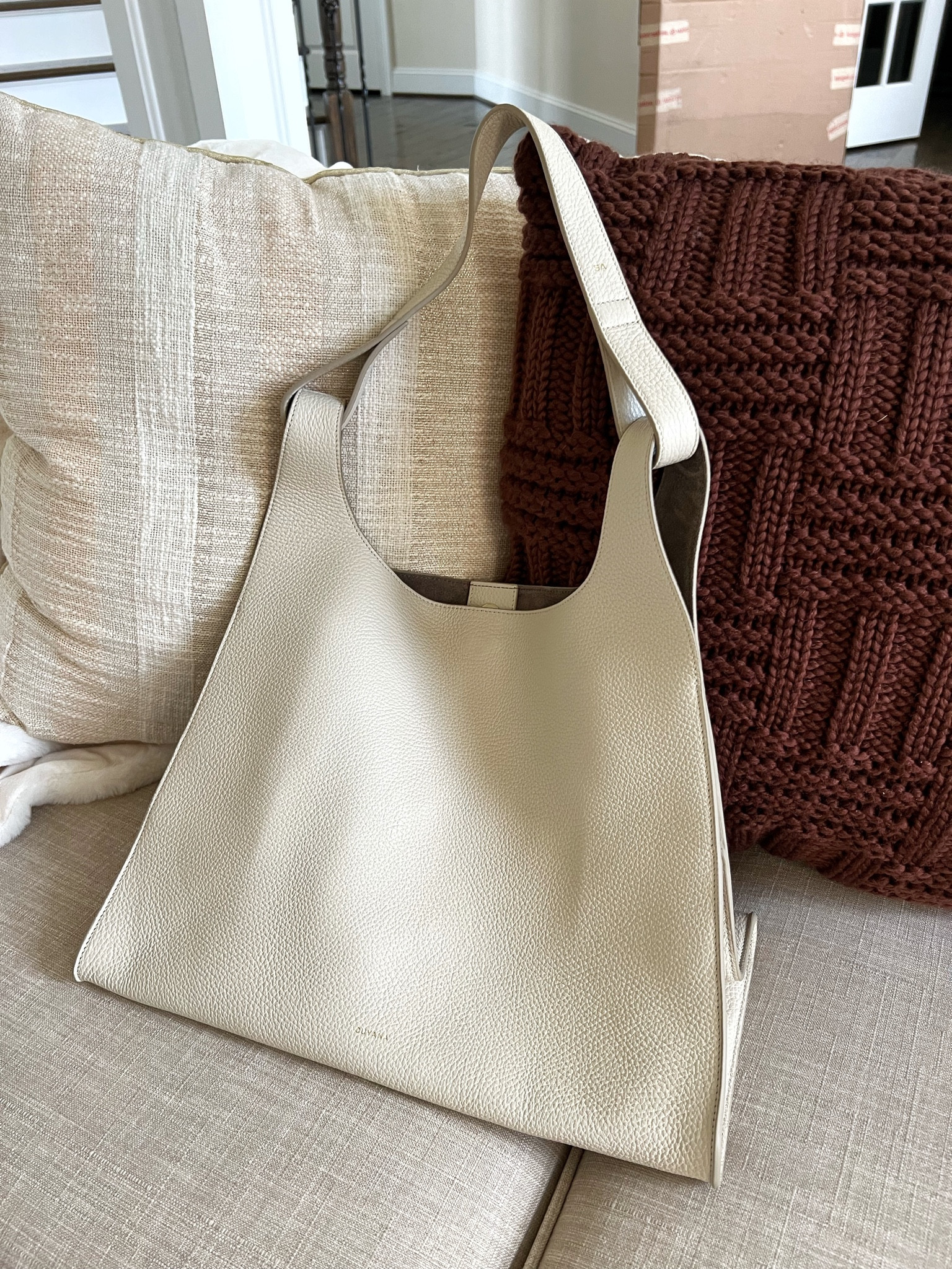 My new favorite every day tote bag! #cuyana #totebag #designertote #workbag 

#LTKitbag #LTKworkwear