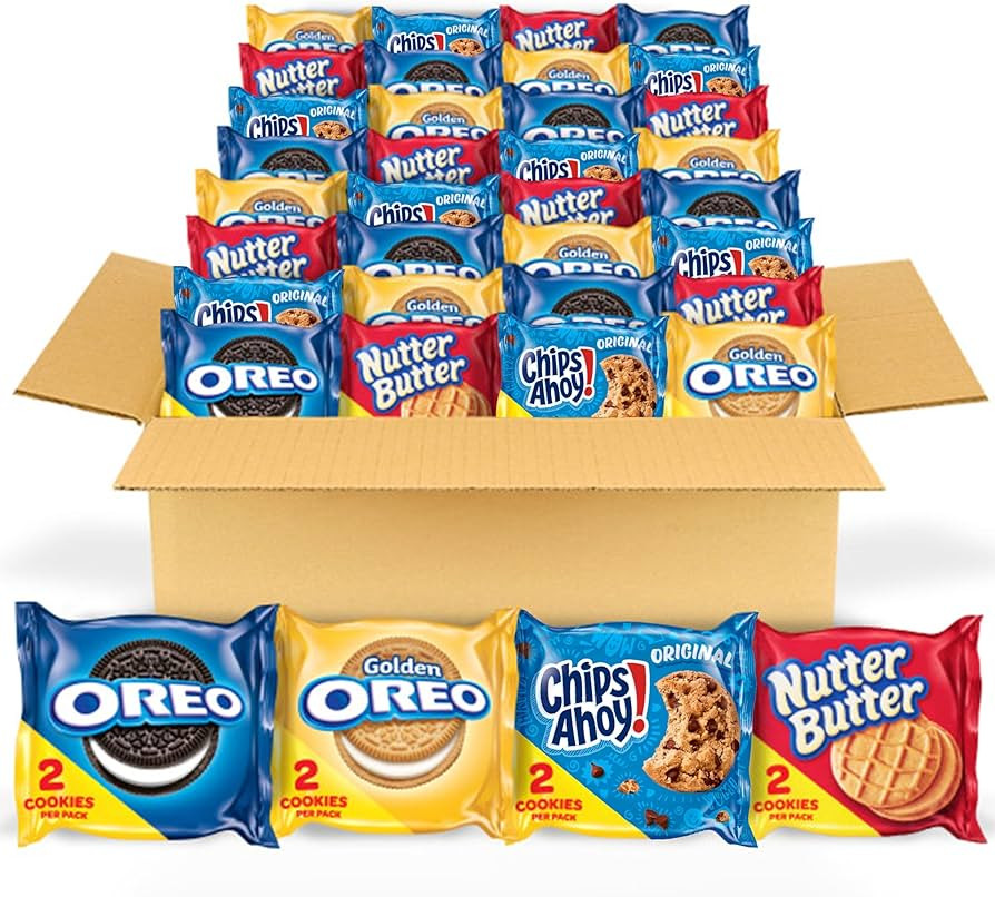 OREO Original, OREO Golden, CHIPS AHOY! & Nutter Butter Cookie Snacks Variety Pack, Christmas Coo... | Amazon (US)