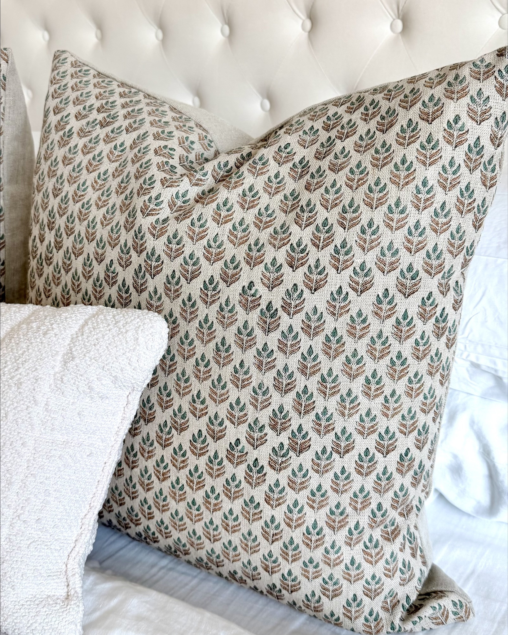 Sometimes all your space needs is the right pillow covers.

#LTKHome #LTKOver40